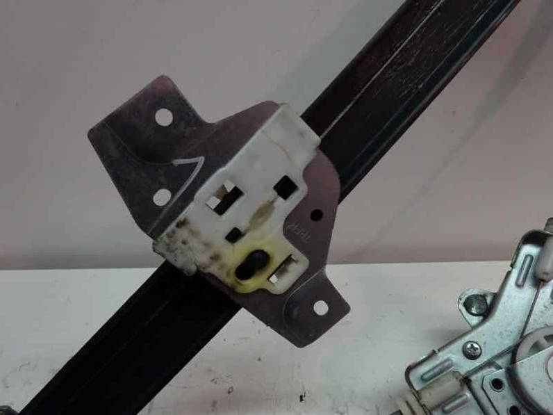 ELEVALUNAS DELANTERO DERECHO HYUNDAI GETZ 2002