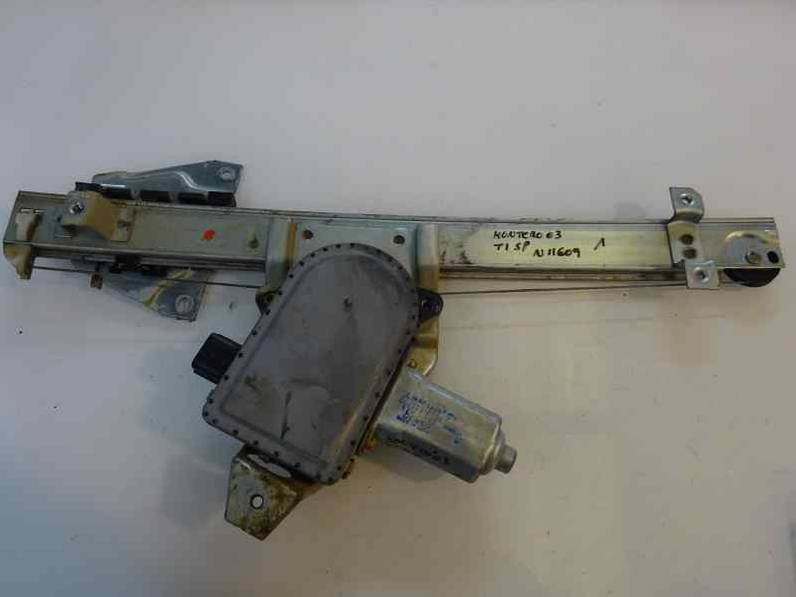 ELEVALUNAS TRASERO IZQUIERDO MITSUBISHI MONTERO 2003 3.2 DI-D (160 CV)