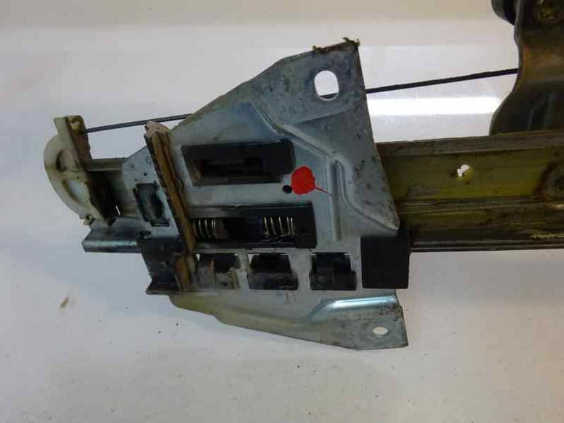 ELEVALUNAS TRASERO IZQUIERDO MITSUBISHI MONTERO 2003 3.2 DI-D (160 CV)