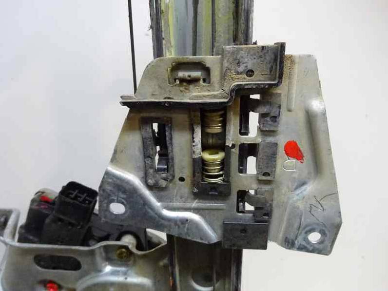 ELEVALUNAS DELANTERO DERECHO MITSUBISHI MONTERO 2003 3.2 DI-D (160 CV)