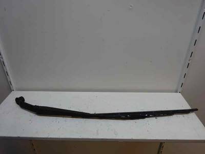BRAZO LIMPIA DELANTERO DERECHO MITSUBISHI MONTERO 2003 3.2 DI-D (160 CV)