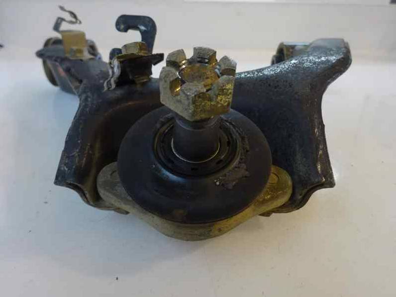 BRAZO SUSPENSION SUPERIOR DELANTERO DERECHO MITSUBISHI MONTERO 2003 3.2 DI-D (160 CV)