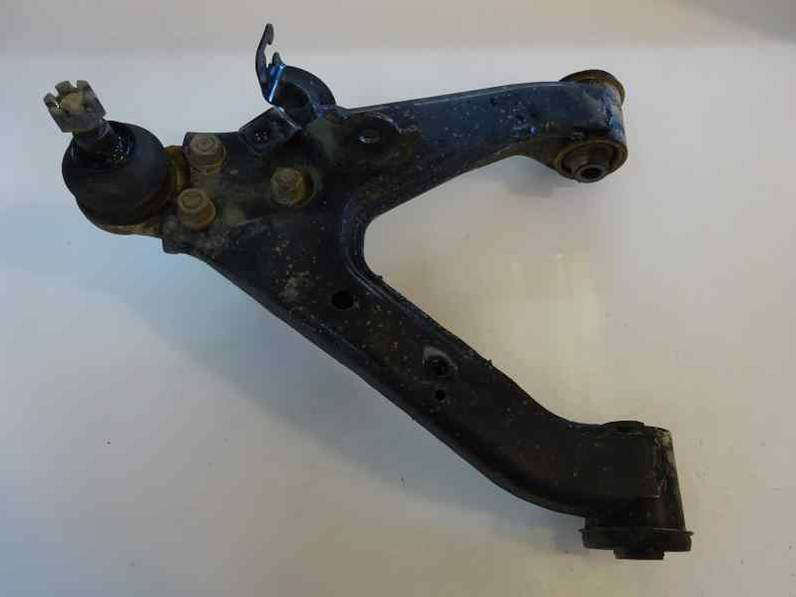 BRAZO SUSPENSION SUPERIOR TRASERO IZQUIERDO MITSUBISHI MONTERO 2003 3.2 DI-D (160 CV)