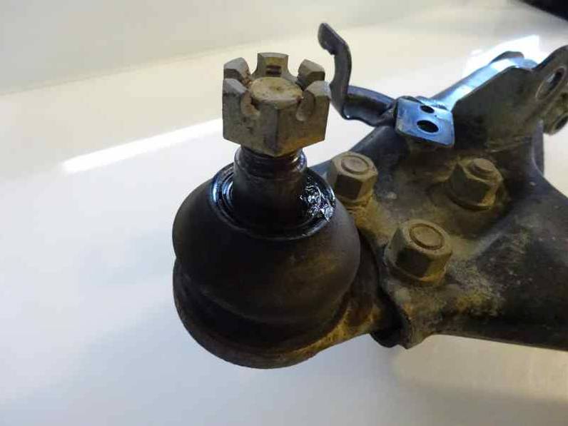 BRAZO SUSPENSION SUPERIOR TRASERO IZQUIERDO MITSUBISHI MONTERO 2003 3.2 DI-D (160 CV)