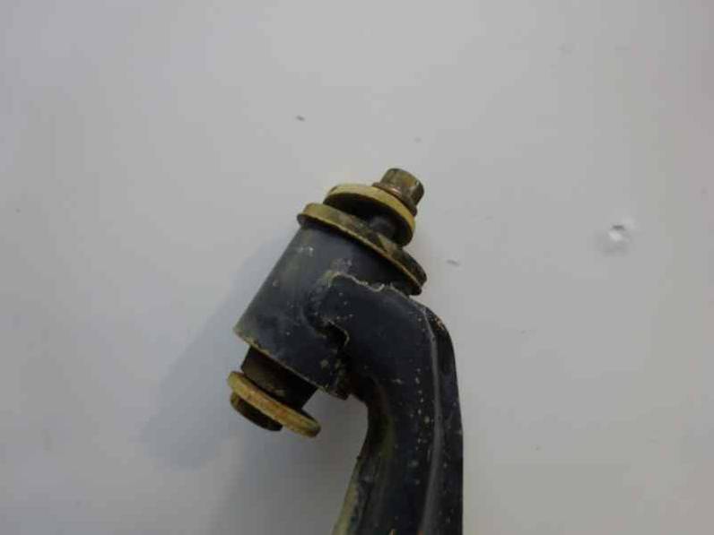 BRAZO SUSPENSION INFERIOR DELANTERO DERECHO MITSUBISHI MONTERO 2003 3.2 DI-D (160 CV)