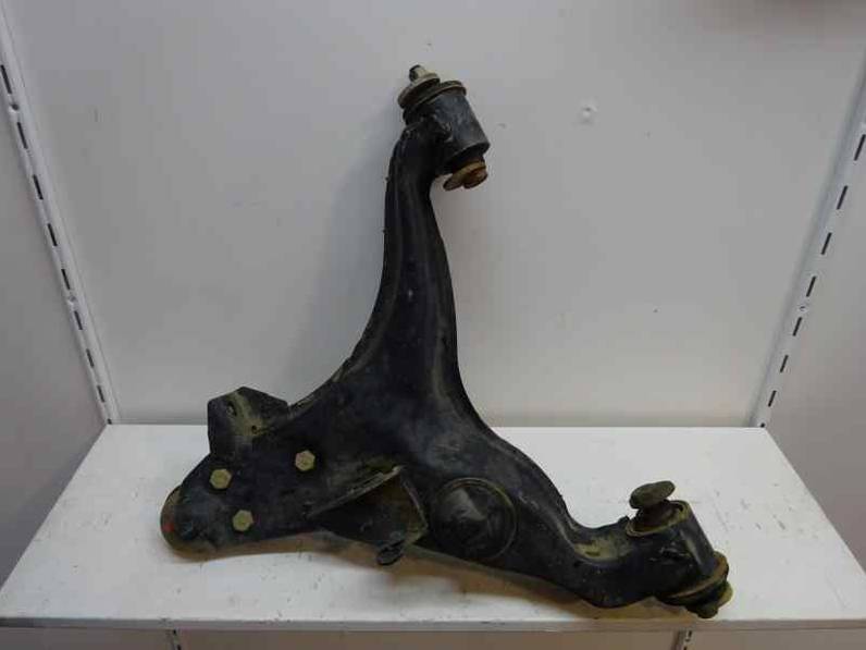 BRAZO SUSPENSION INFERIOR DELANTERO IZQUIERDO MITSUBISHI MONTERO 2003 3.2 DI-D (160 CV)
