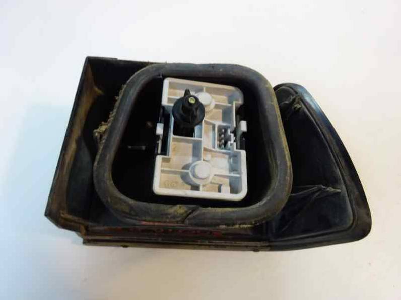 PILOTO TRASERO IZQUIERDO CITROEN XANTIA BERLINA 1996 1.6 (88 CV)