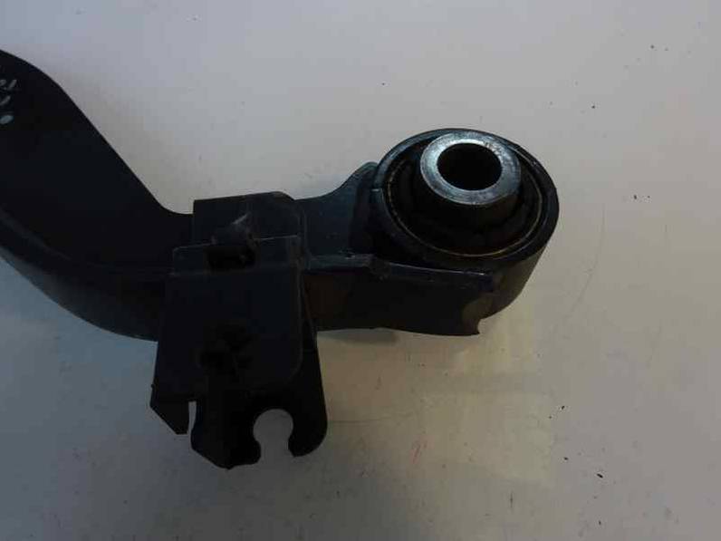 BRAZO SUSPENSION SUPERIOR TRASERO DERECHO SKODA OCTAVIA BERLINA 2007 1.9 TDI (105 CV)