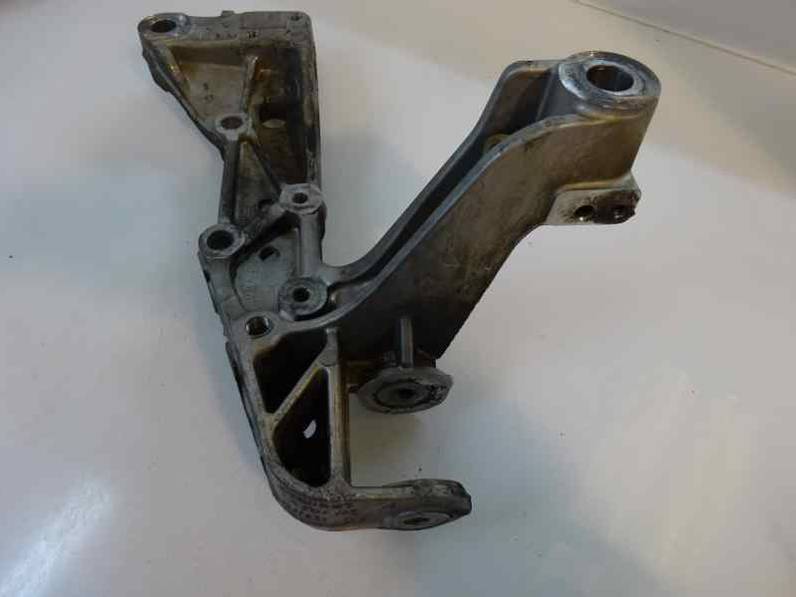 BRAZO SUSPENSION INFERIOR DELANTERO IZQUIERDO SKODA OCTAVIA BERLINA 2007 1.9 TDI (105 CV)