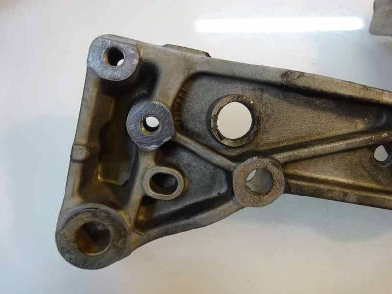 BRAZO SUSPENSION INFERIOR DELANTERO DERECHO SKODA OCTAVIA BERLINA 2007 1.9 TDI (105 CV)