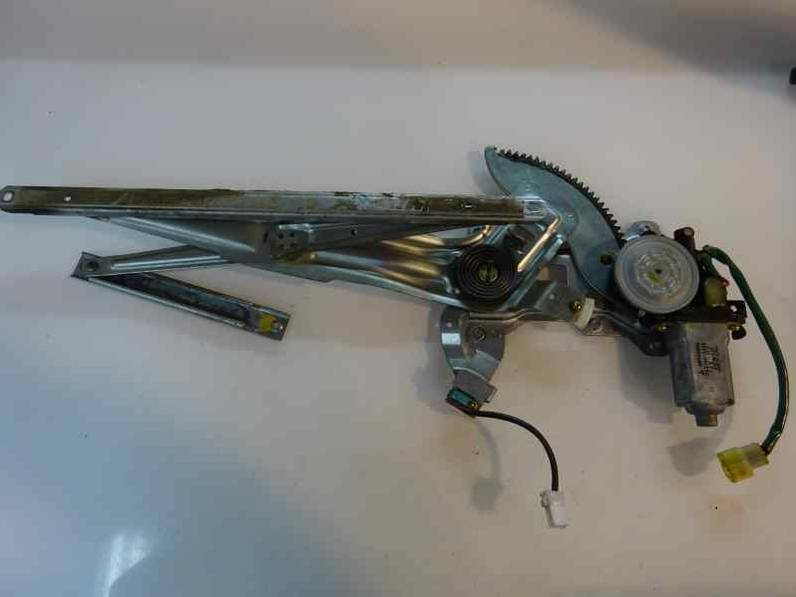 ELEVALUNAS DELANTERO DERECHO MITSUBISHI MONTERO SPORT 2003 2.5 TD (116 CV)