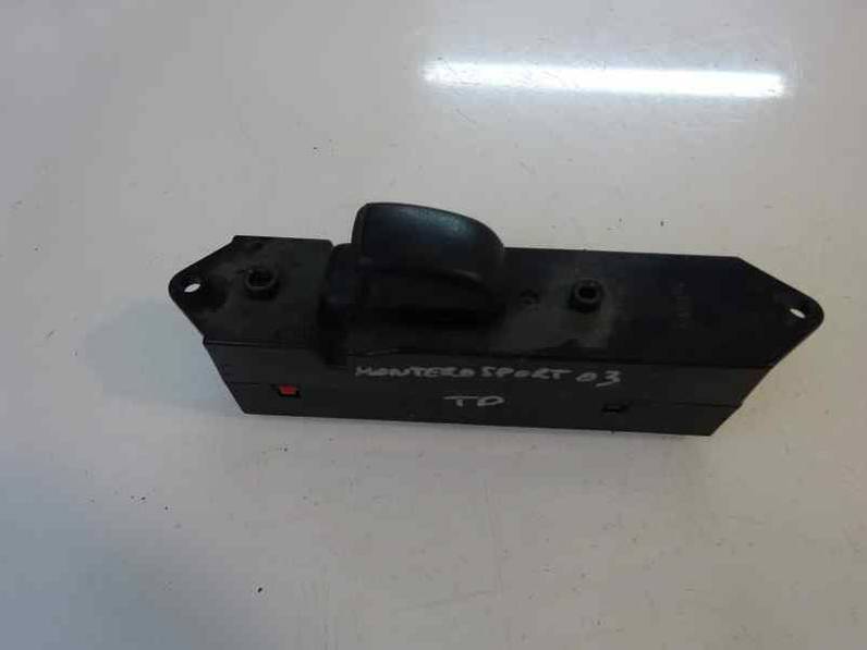 MANDO ELEVALUNAS TRASERO DERECHO MITSUBISHI MONTERO SPORT 2003 2.5 TD (116 CV)