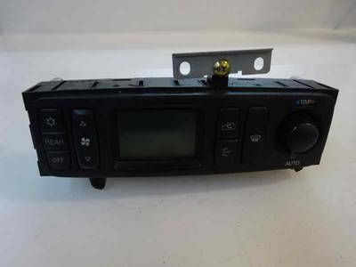 MANDO CLIMATIZADOR MITSUBISHI MONTERO SPORT 2003 2.5 TD (116 CV)