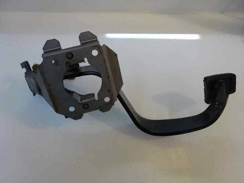PEDAL FRENO MITSUBISHI MONTERO SPORT 2003 2.5 TD (116 CV)