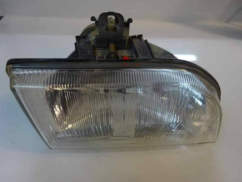 FARO DERECHO FORD FIESTA BERL COURIER 1996 1.1 (49 CV)