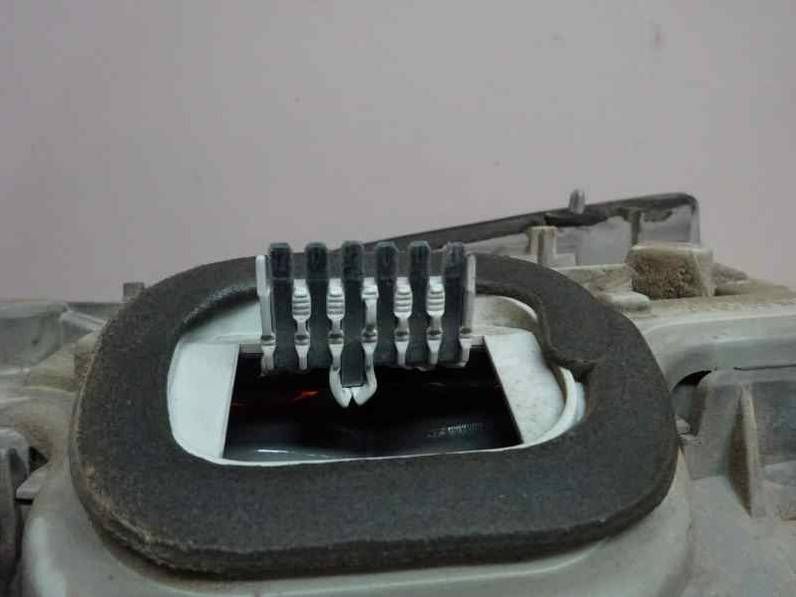 PILOTO TRASERO IZQUIERDO OPEL ASTRA G BERLINA 2001 2.0 DTI (101 CV)