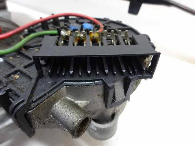 MOTOR LIMPIA DELANTERO MERCEDES CLASE E BERLINA 2001 2.6 (170 CV)