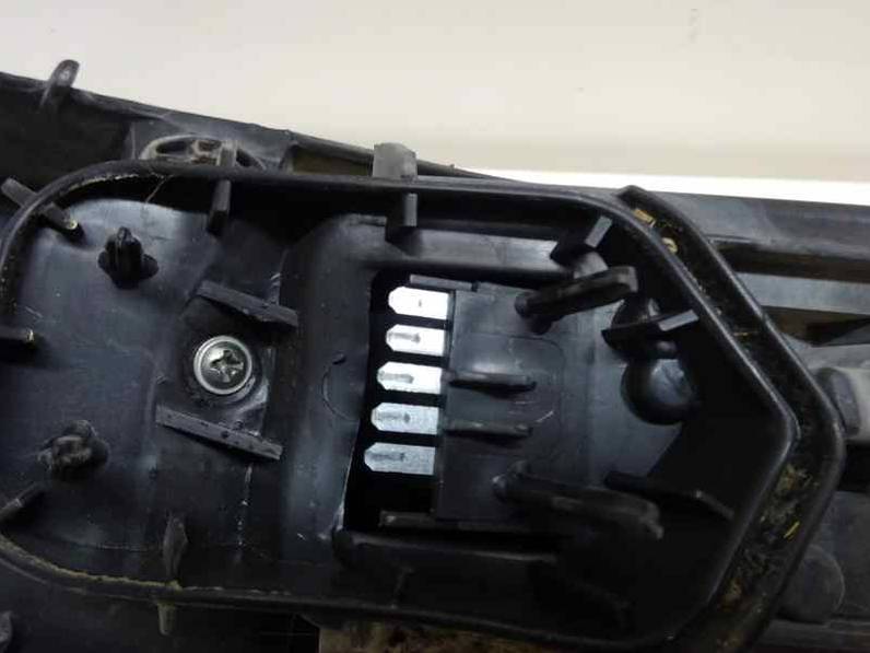 PILOTO TRASERO IZQUIERDO OPEL CORSA C 2003 1.7 16V DTI (75 CV)