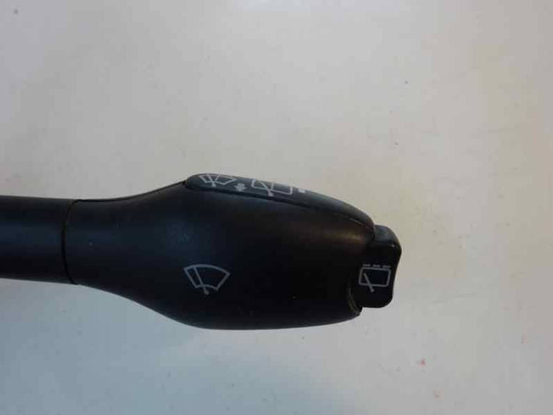 MANDO LIMPIA VOLKSWAGEN POLO BERLINA 2001 1.4 (60 CV)