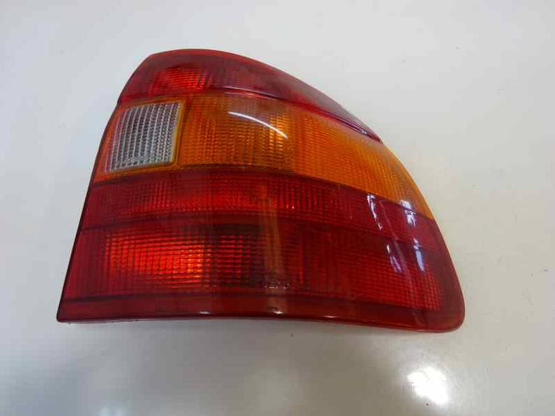 PILOTO TRASERO DERECHO OPEL ASTRA F BERLINA 1992 1.6 16V (101 CV)