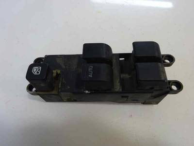 MANDO ELEVALUNAS DELANTERO IZQUIERDO NISSAN PRIMERA BERLINA 2000 2.0 TURBODIESEL (90 CV)