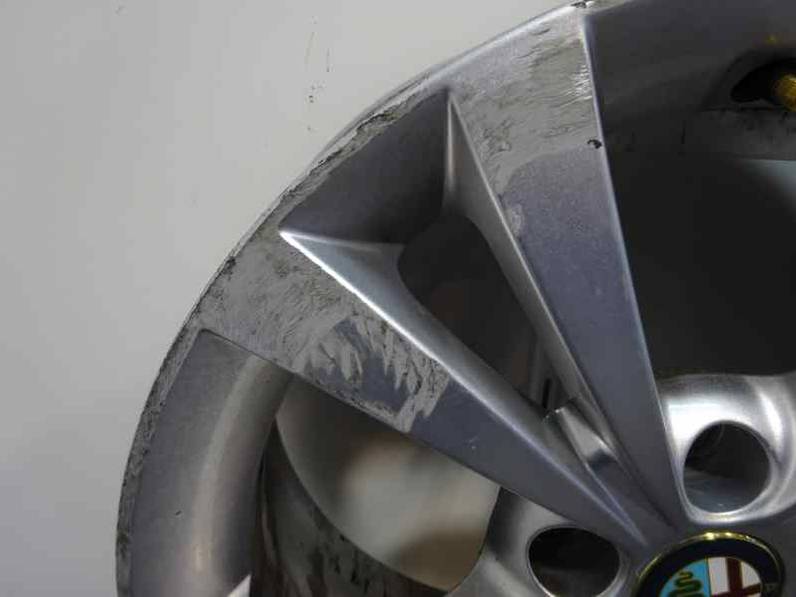 LLANTA ALFA ROMEO GIULIETTA 2010