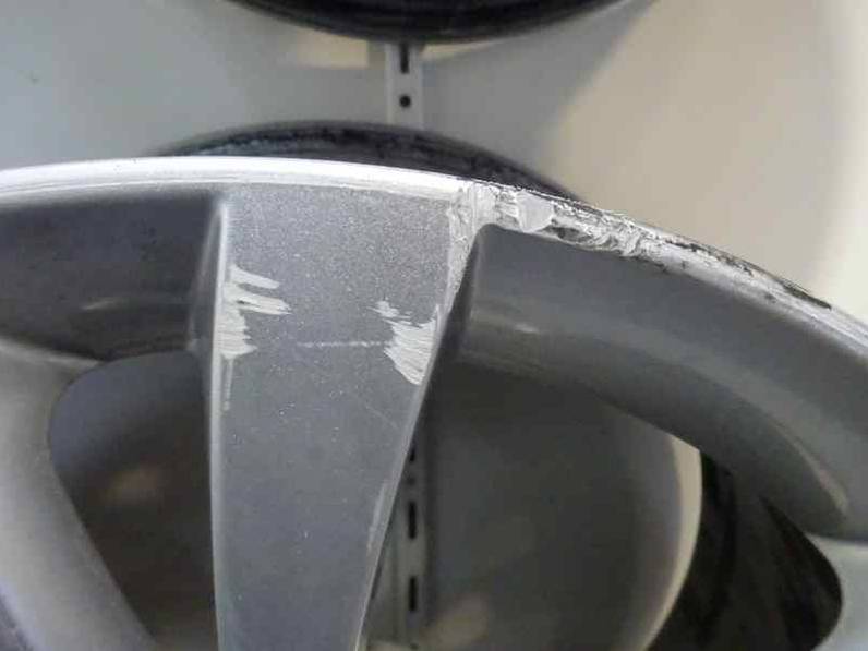 LLANTA ALFA ROMEO GIULIETTA 2010