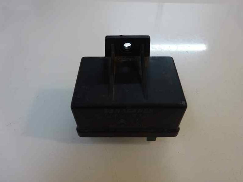 CAJA PRECALENTAMIENTO CITROEN XSARA BERLINA 2001 1.9 D (69 CV)