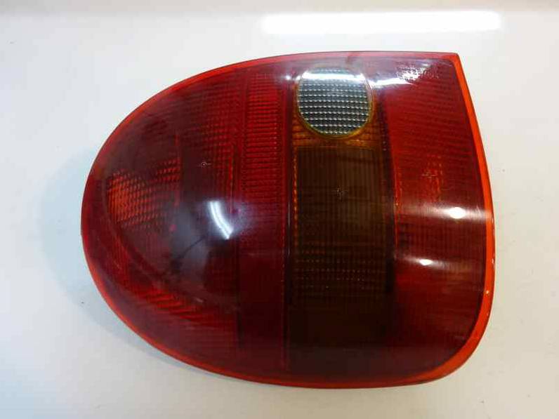 PILOTO TRASERO IZQUIERDO OPEL CORSA B 1998 1.4 (60 CV)