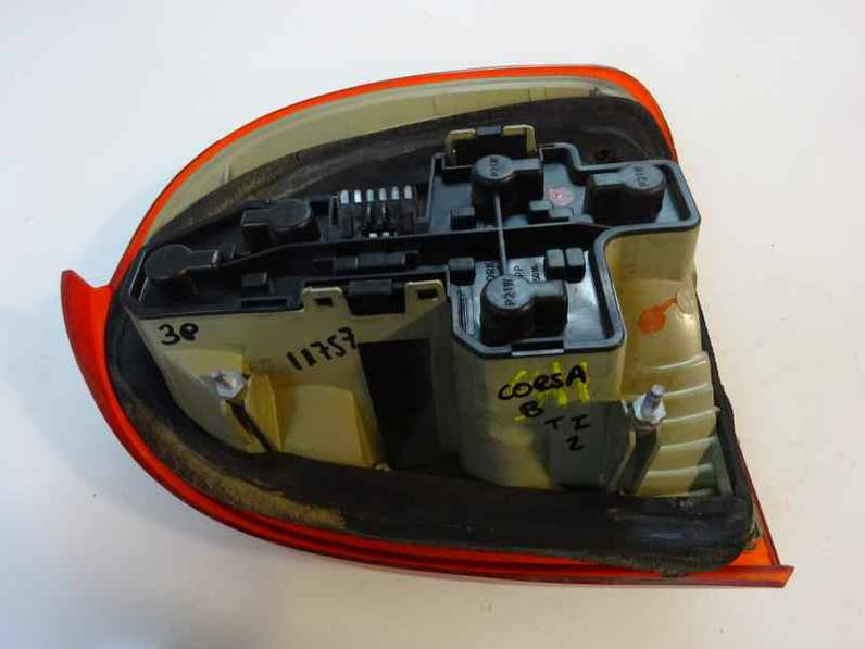 PILOTO TRASERO IZQUIERDO OPEL CORSA B 1998 1.4 (60 CV)