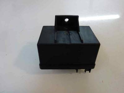 CAJA PRECALENTAMIENTO FIAT PUNTO BERLINA 2002 1.9 D ECO (60 CV)