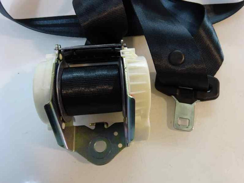 CINTURON SEGURIDAD TRASERO IZQUIERDO FORD FIESTA 2010 1.4 TDCI (68 CV)