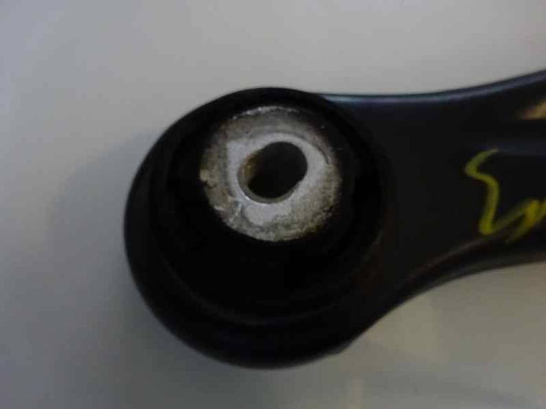 BRAZO SUSPENSION INFERIOR DELANTERO DERECHO FORD FIESTA 2010 1.4 TDCI (68 CV)