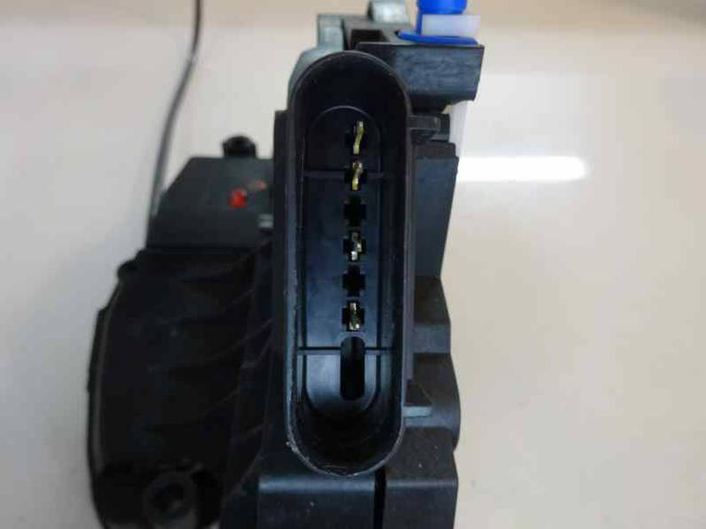 CERRADURA PUERTA DELANTERA DERECHA FORD FIESTA 2010 1.4 TDCI (68 CV)