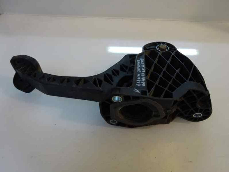 PEDAL EMBRAGUE VOLKSWAGEN GOLF V BERLINA 2006 1.9 TDI (90 CV)
