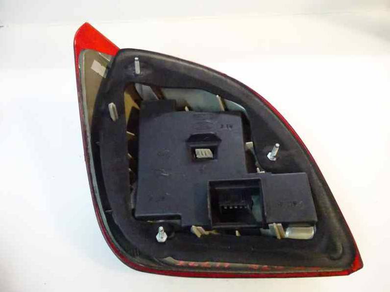 PILOTO TRASERO DERECHO FORD FIESTA BERLINA 1998 1.8 D (60 CV)