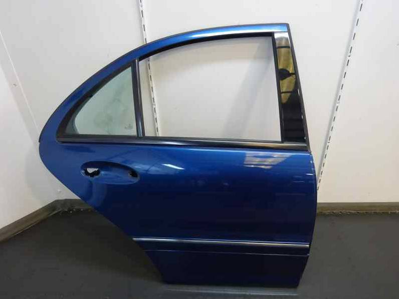 PUERTA TRASERA DERECHA MERCEDES CLASE C BERLINA 2004 2.2 CDI (122 CV)
