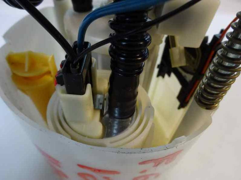 BOMBA COMBUSTIBLE FIAT GRANDE PUNTO 2009 1.4 (78 CV)