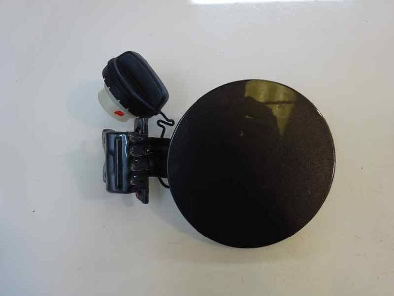 TAPA EXTERIOR COMBUSTIBLE TOYOTA YARIS 2010 1.4 TURBODIESEL (90 CV)