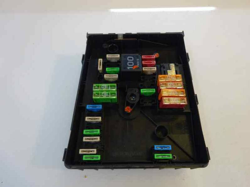 CAJA RELES FUSIBLES SEAT LEON 2006 1.9 TDI (105 CV)