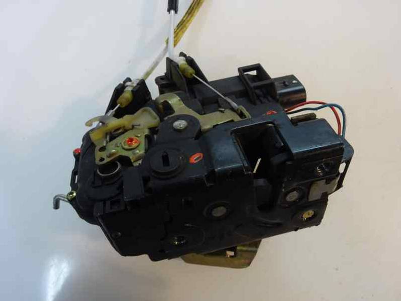 CERRADURA PUERTA TRASERA IZQUIERDA AUDI A6 AVANT 1999 2.5 V6 24V TDI (150 CV)