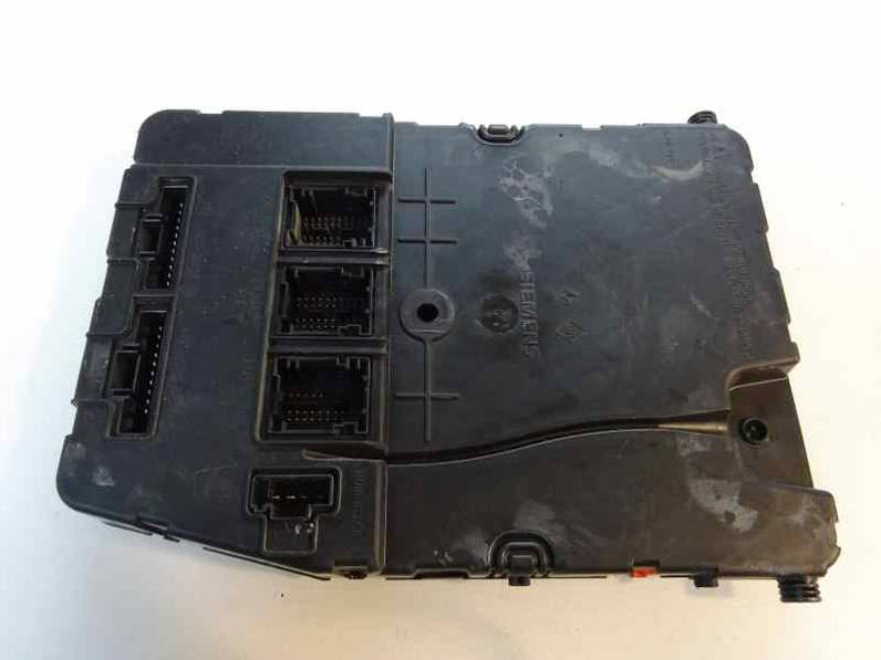 CAJA RELES FUSIBLES RENAULT SCENIC II 2005 1.5 DCI D (106 CV)