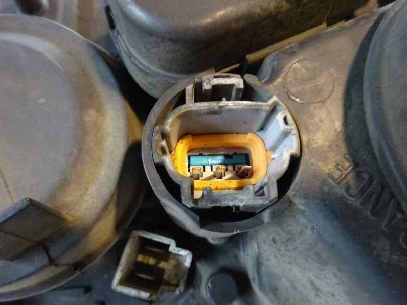 FARO IZQUIERDO NISSAN ALMERA 2001 2.2 16V TURBODIESEL (110 CV)