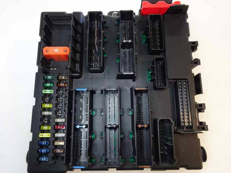 CAJA RELES FUSIBLES OPEL VECTRA C BERLINA 2003 2.2 16V DTI (125 CV)