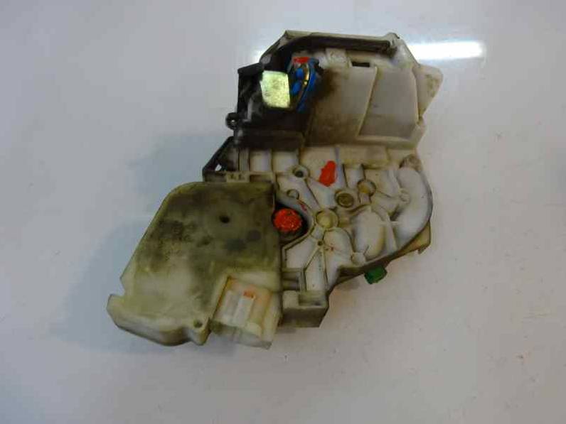 CERRADURA PUERTA TRASERA DERECHA NISSAN PATHFINDER 2001 3.5 V6 (220 CV)