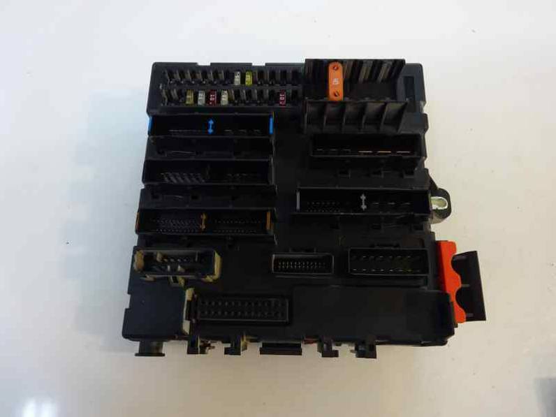 CAJA RELES FUSIBLES OPEL VECTRA C BERLINA 2003 2.2 16V DTI (125 CV)