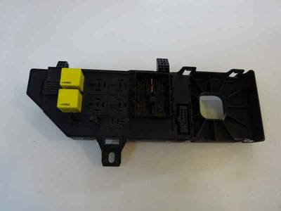 CAJA RELES FUSIBLES OPEL VECTRA C BERLINA 2003 2.2 16V DTI (125 CV)