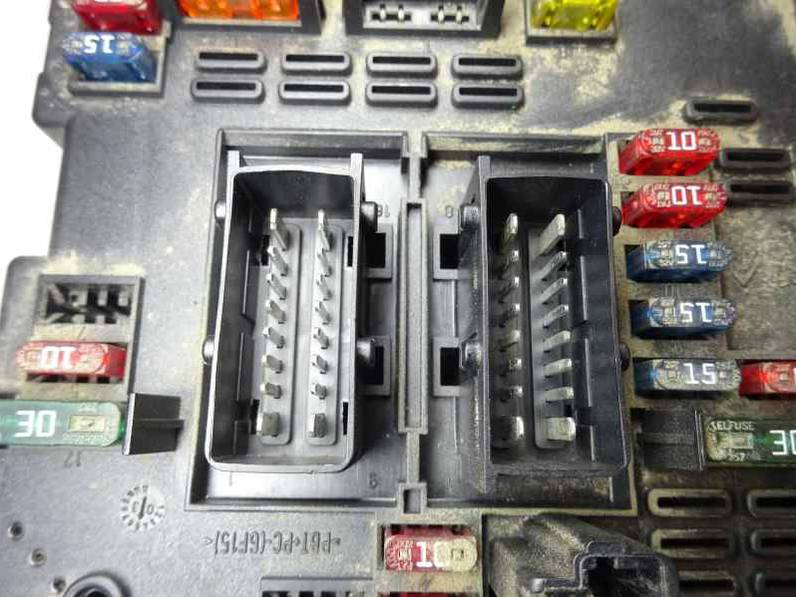 CAJA RELES FUSIBLES PEUGEOT 307 BREAK SW 2003 2.0 HDI (90 CV)