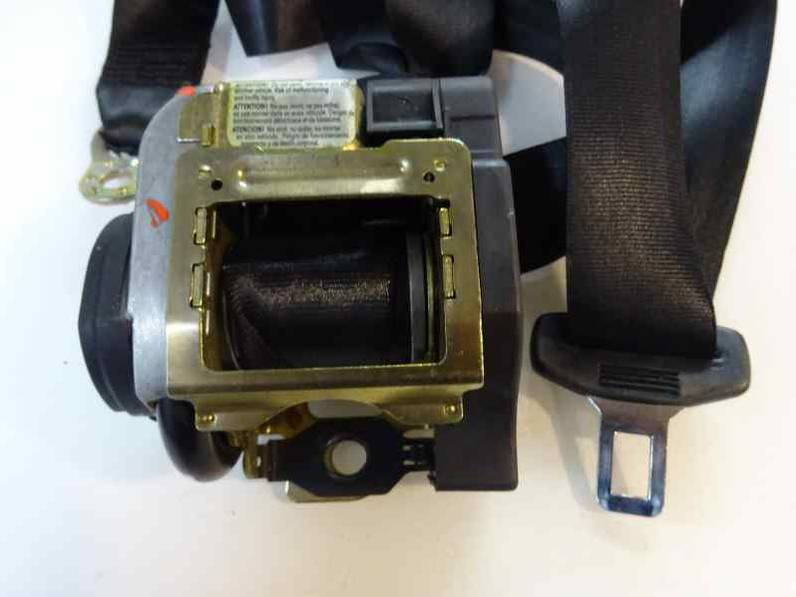 CINTURON SEGURIDAD DELANTERO DERECHO VOLKSWAGEN PASSAT BERLINA 1997 1.9 TDI (110 CV)