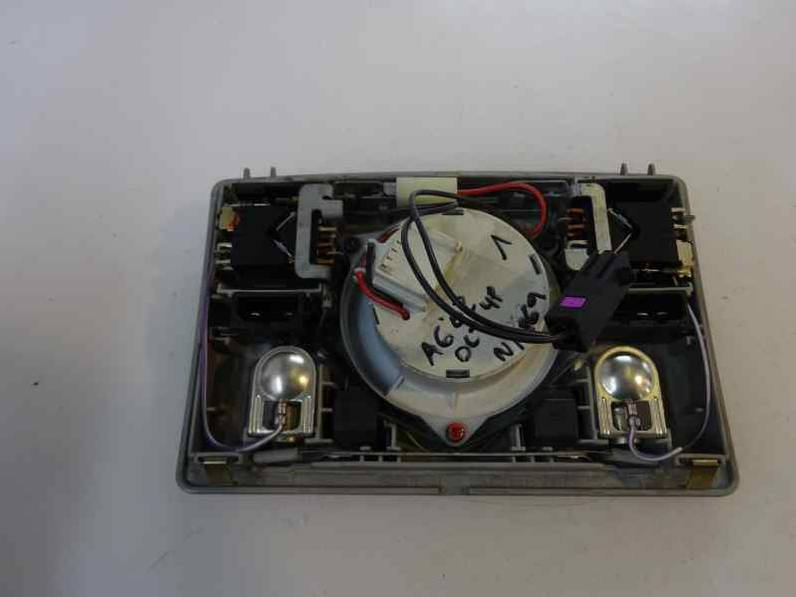 LUZ INTERIOR AUDI A6 BERLINA 2002 2.5 V6 24V TDI (180 CV)